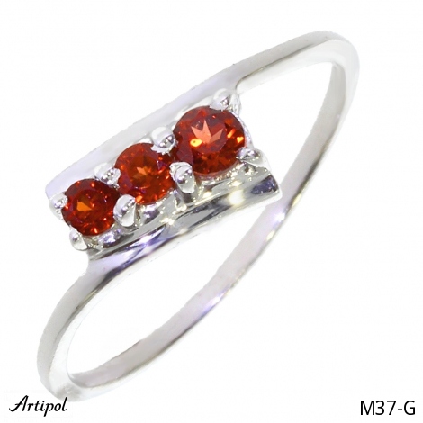 Ring M37-G with real Red garnet