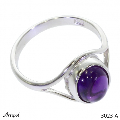 Ring 3023-A with real Amethyst