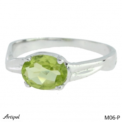 Ring M06-P with real Peridot