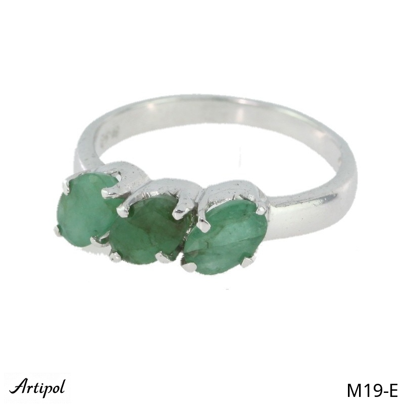 Ring M19-E with real Emerald