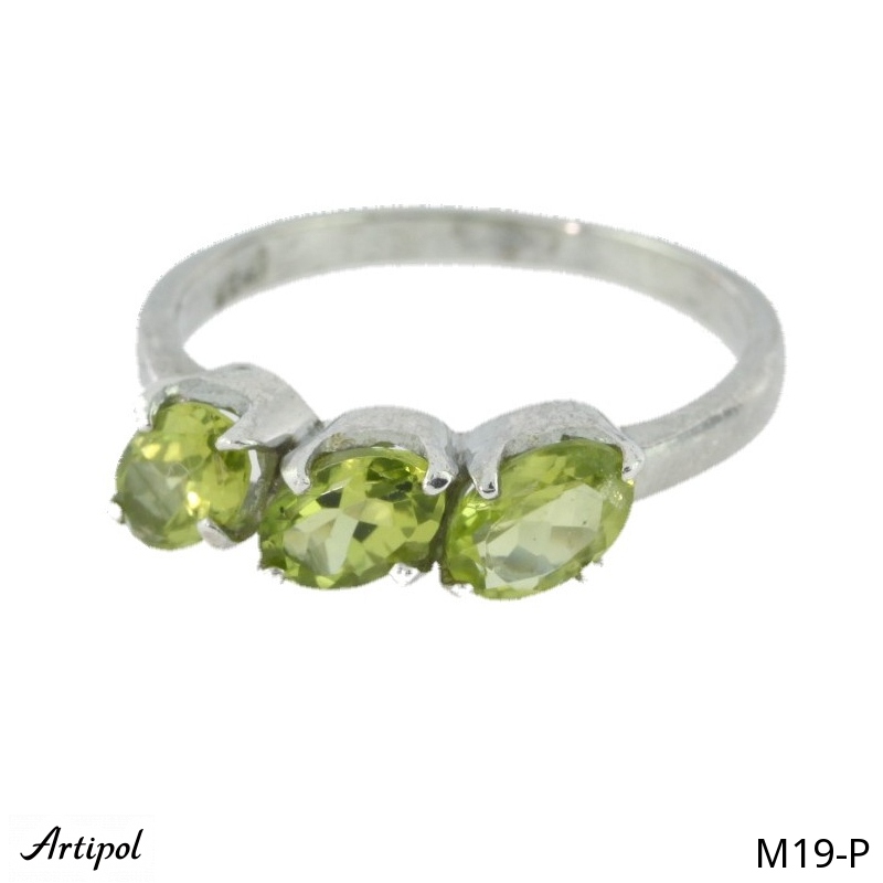 Ring M19-P with real Peridot