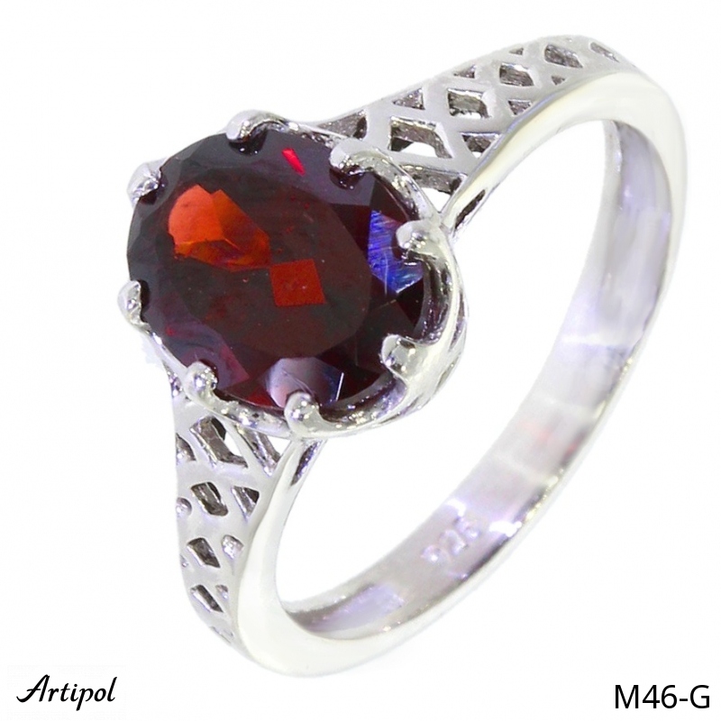 Ring M46-G with real Red garnet