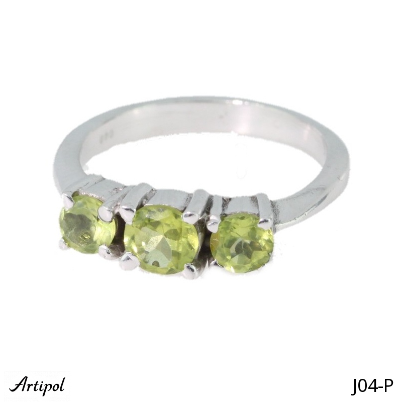 Ring J04-P with real Peridot