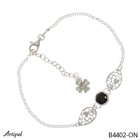Bracelet B4402-ON with real Black Onyx