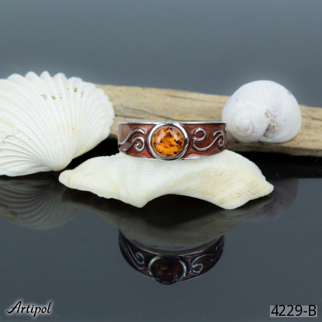 Ring 4229-B with real Amber