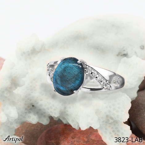 Ring 3823-LAB with real Labradorite