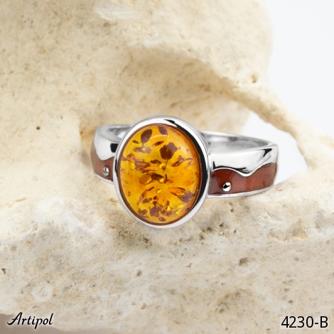 Ring 4230-B with real Amber