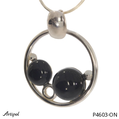 Pendant P4603-ON with real Black Onyx