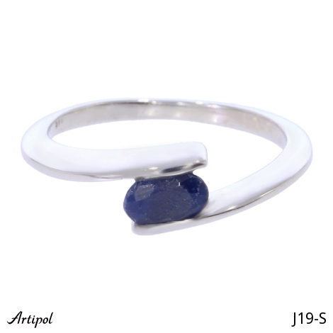 Ring J19-S with real Sapphire