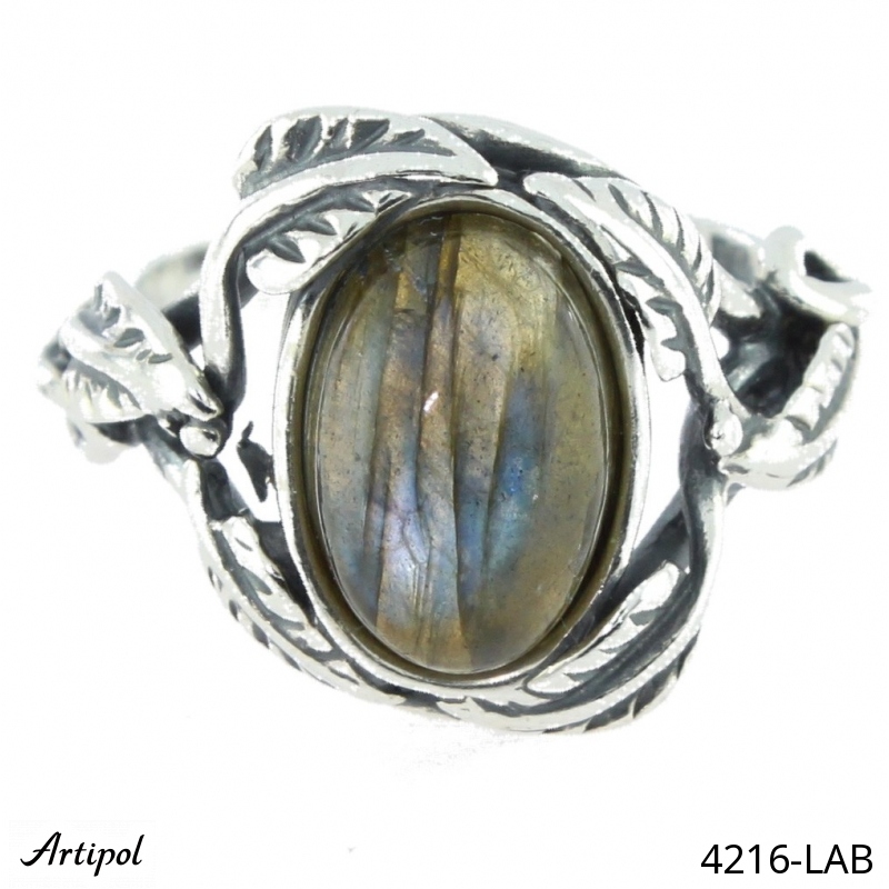 Ring 4216-LAB with real Labradorite