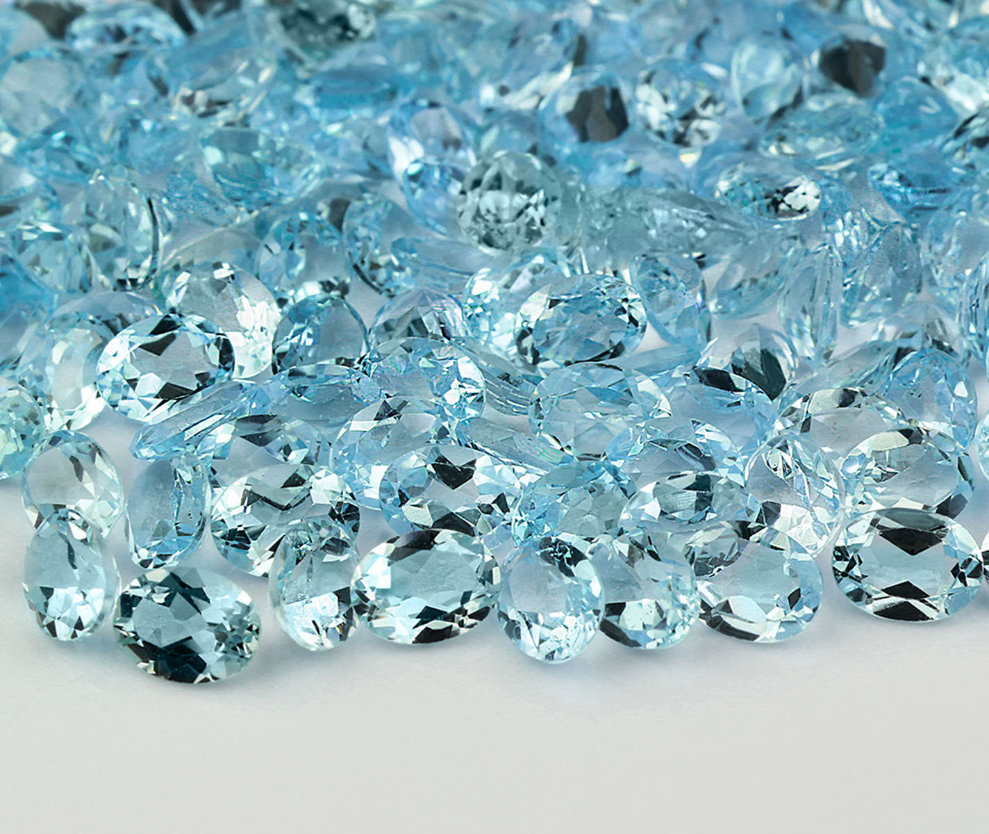 Blue topaz - Jewelry stones