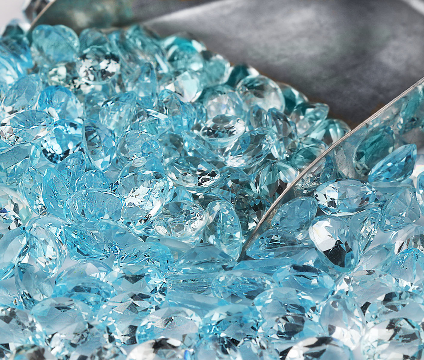 Blue topaz - Jewelry stones